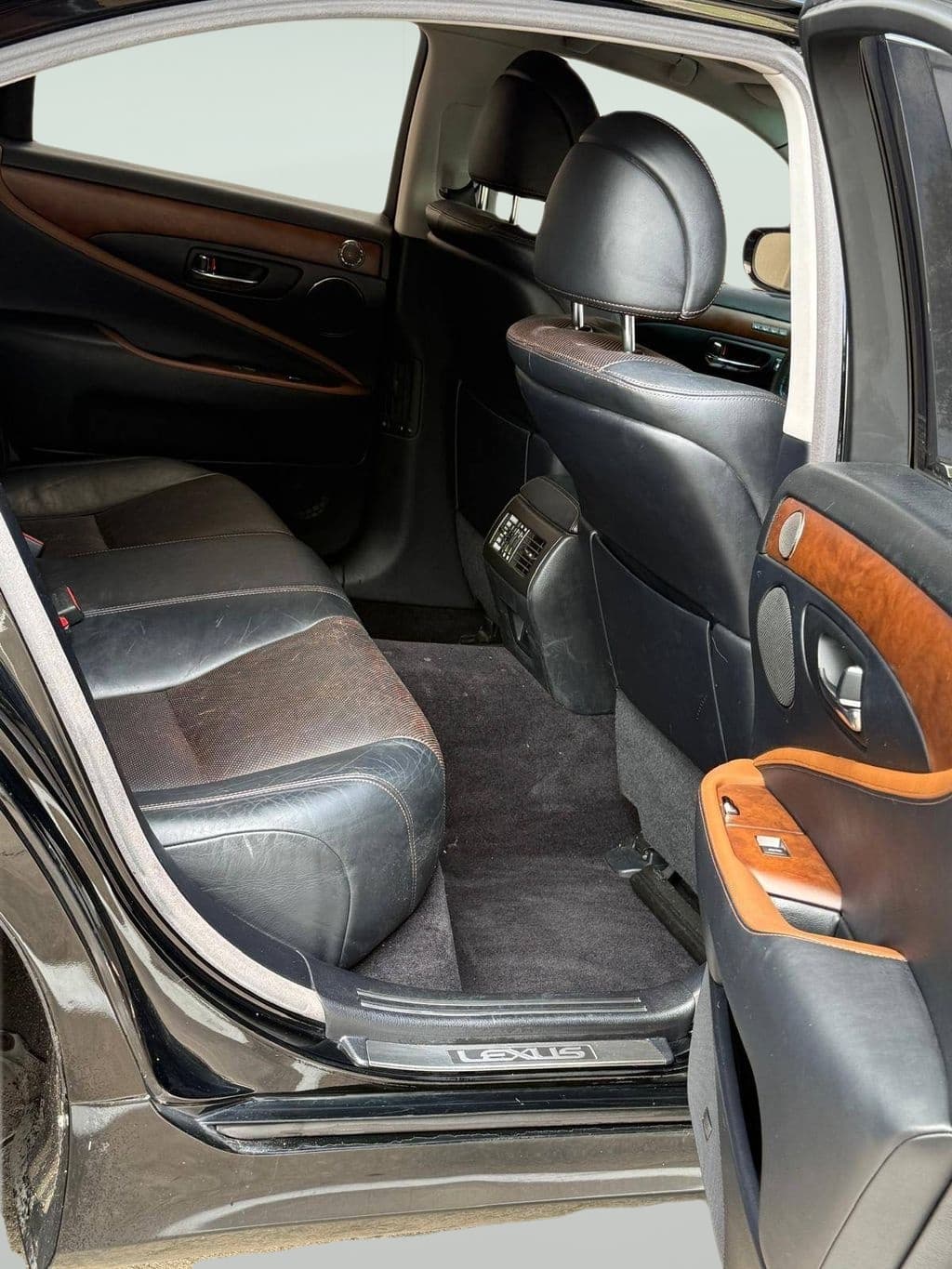 large car