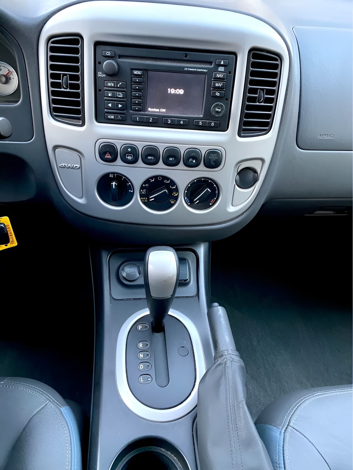Vehicle photo