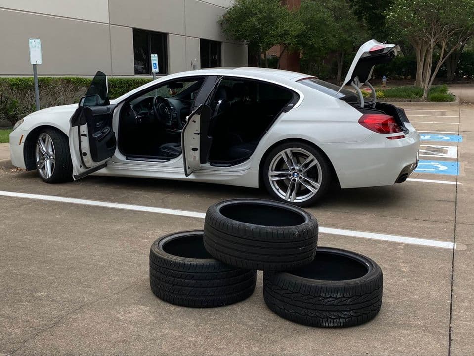 Vehicle photo