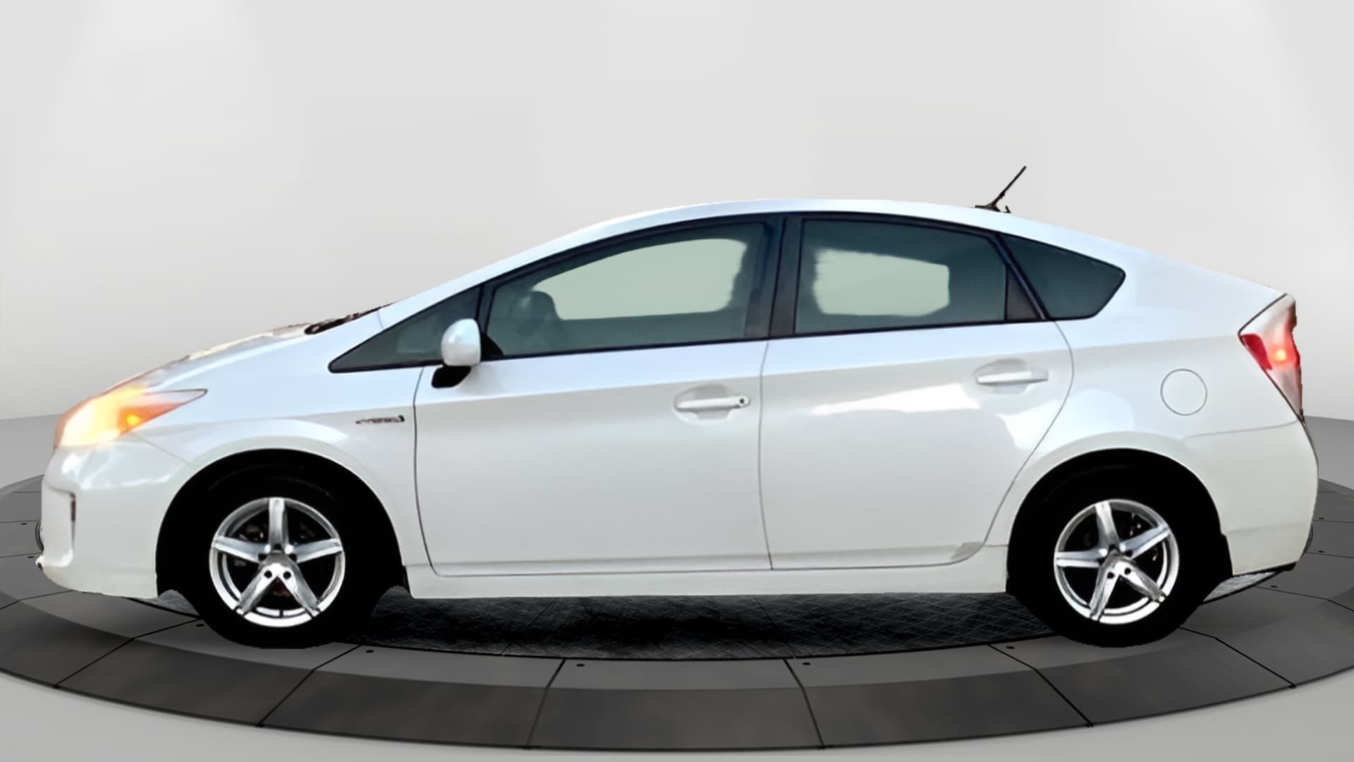 Vehicle photo
