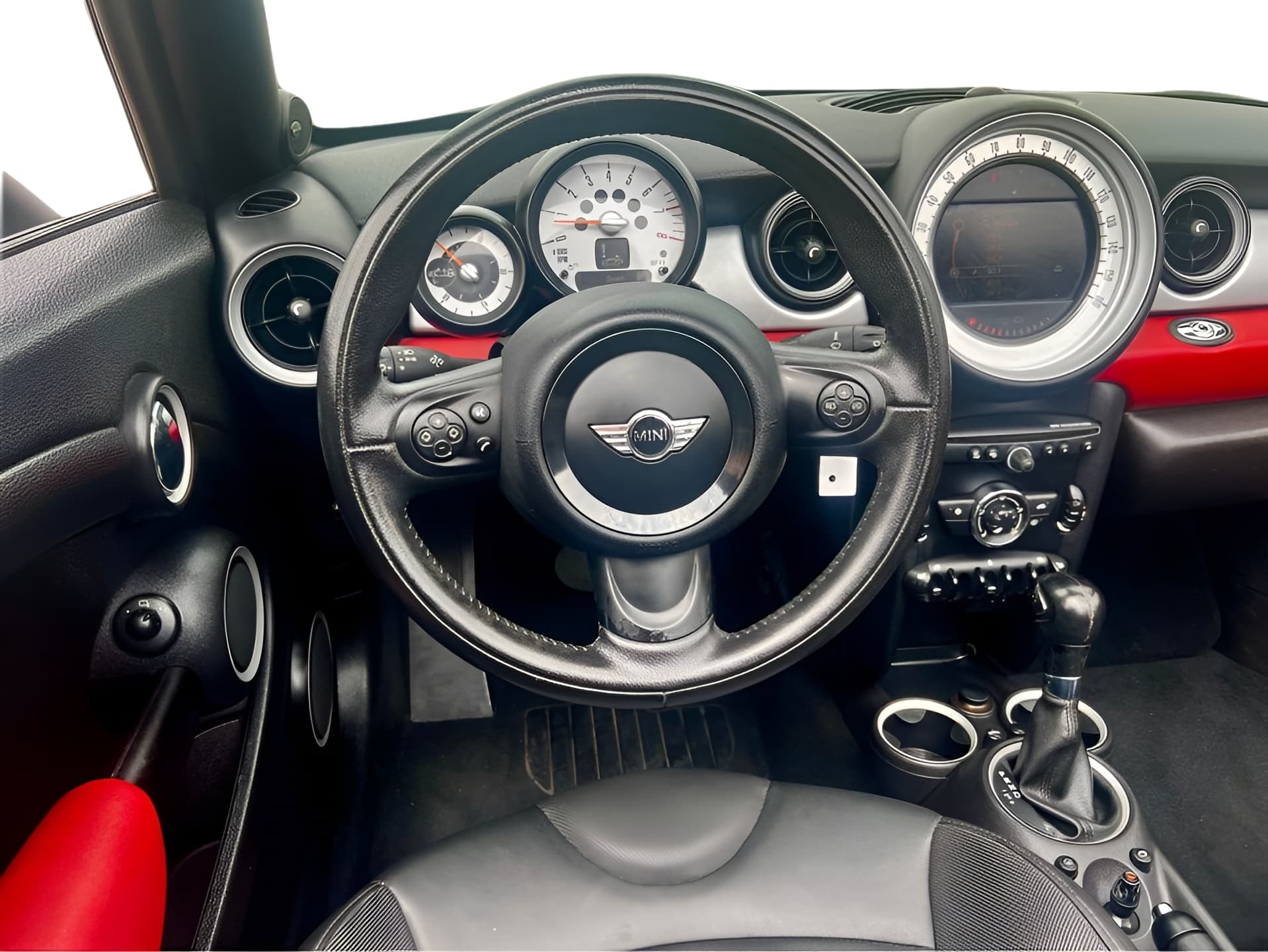 Vehicle photo