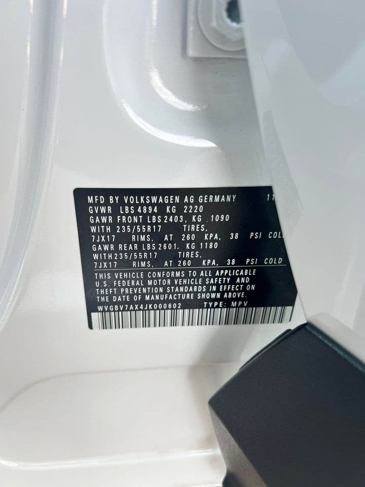 Vehicle photo