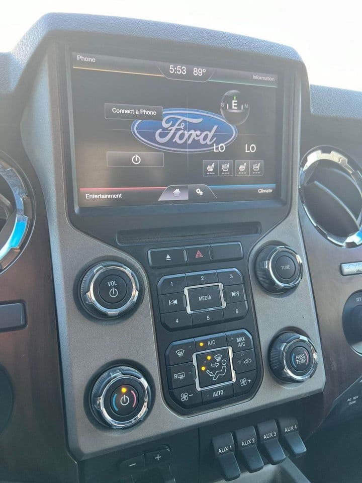 Vehicle photo
