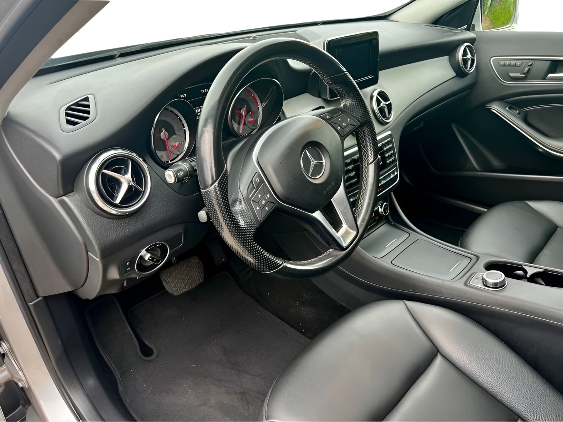 Vehicle photo