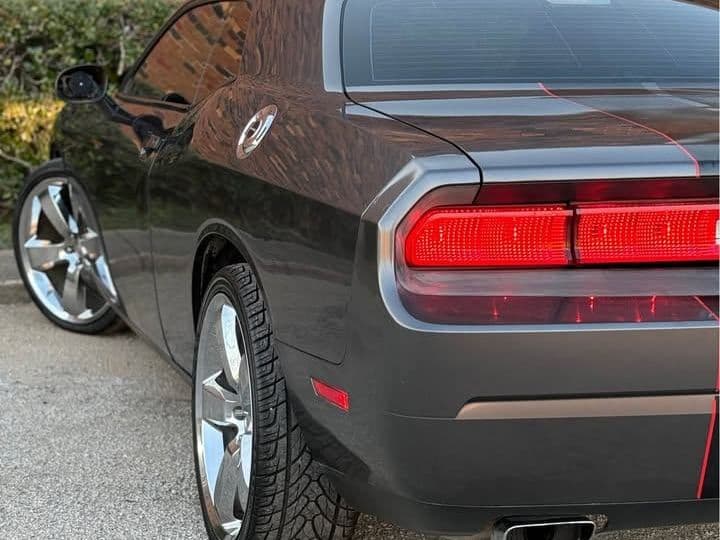 Vehicle photo