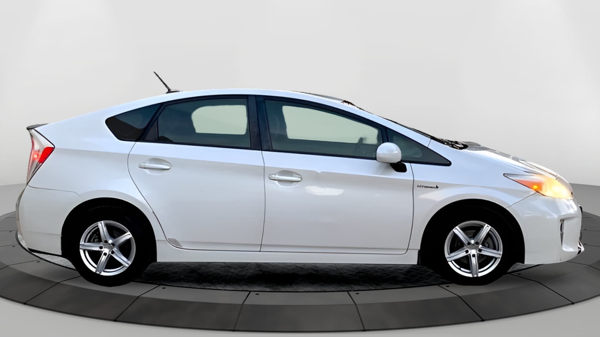 Vehicle photo