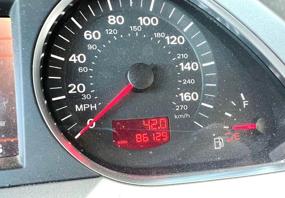 Vehicle photo