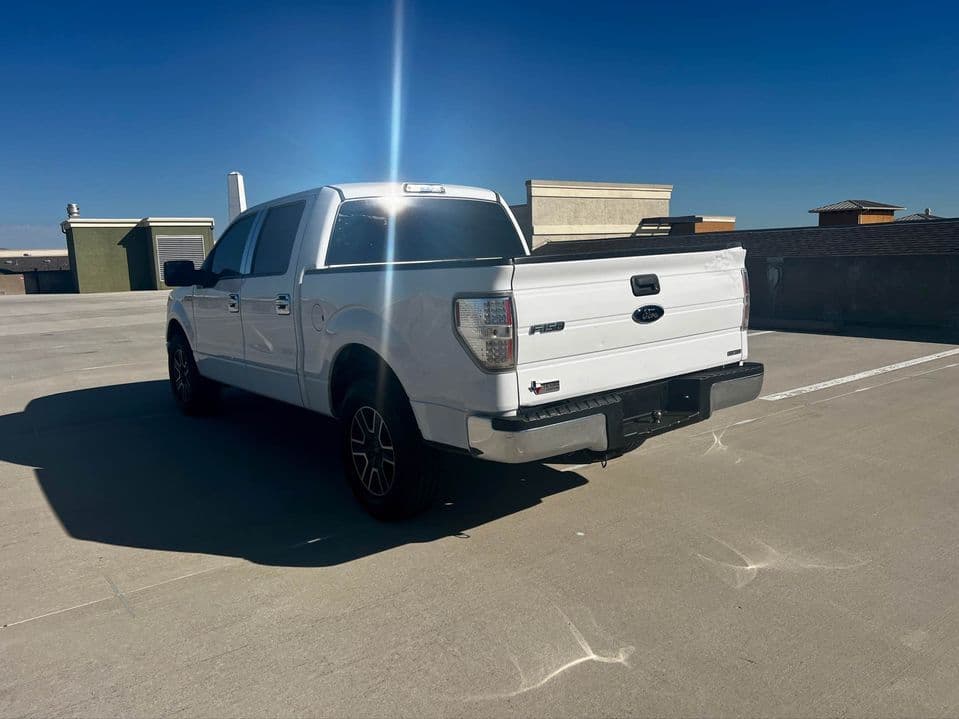 Vehicle photo
