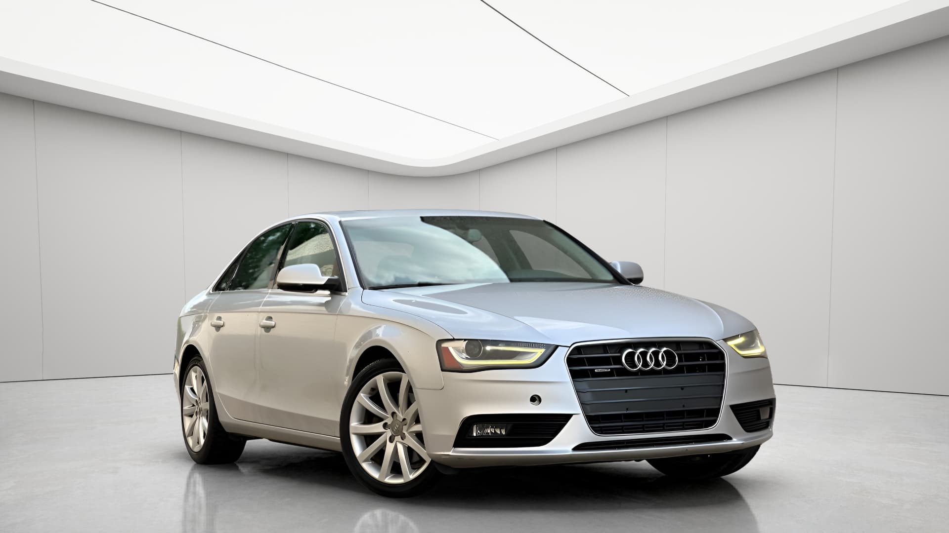 2013 Audi A4 2.0T Sedan quattro Tiptronic