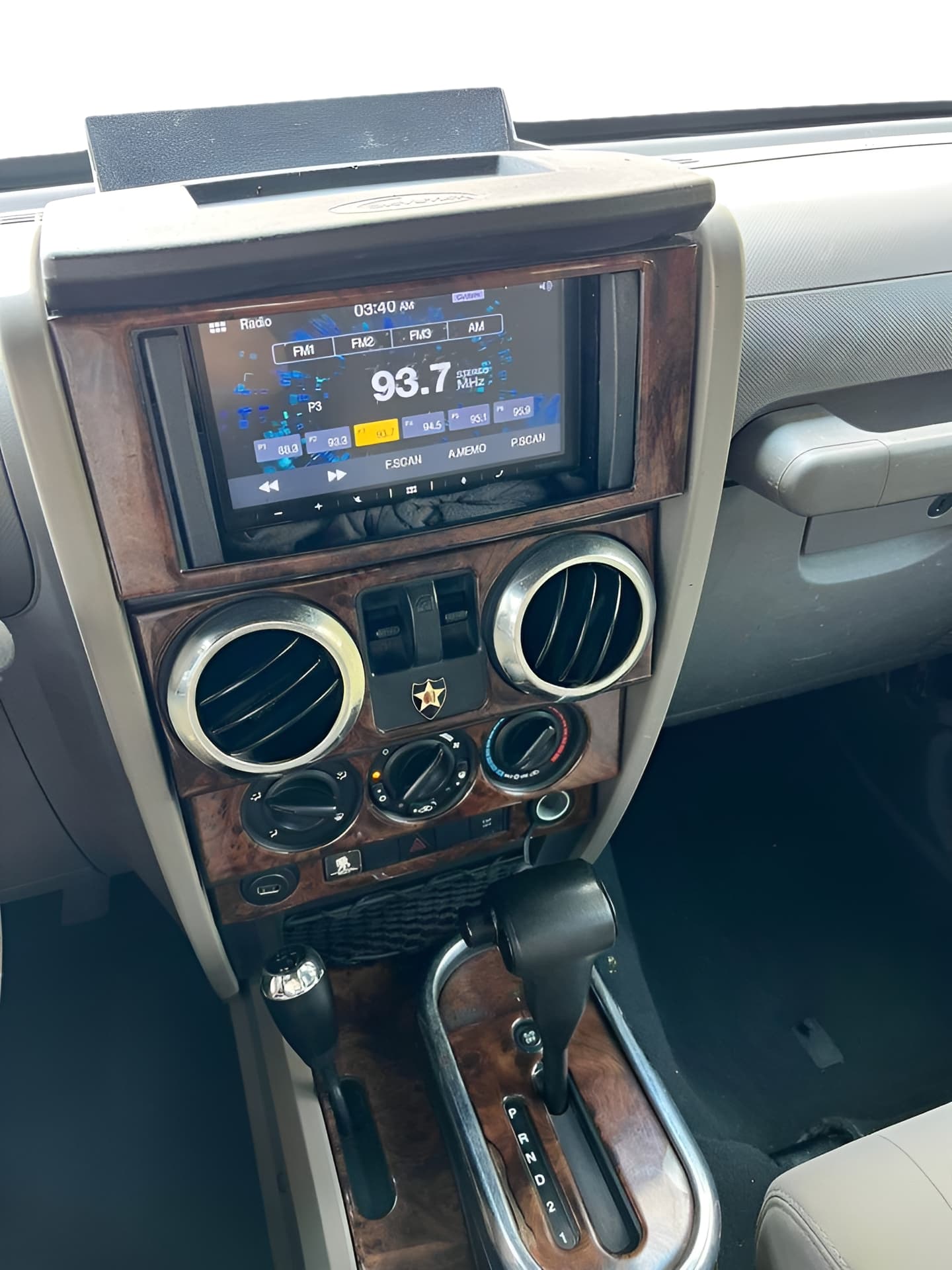 Vehicle photo