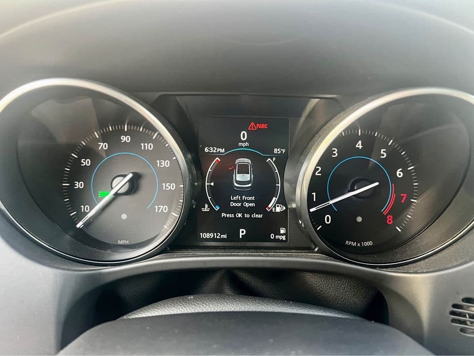 Vehicle photo