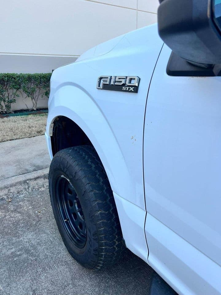 Vehicle photo