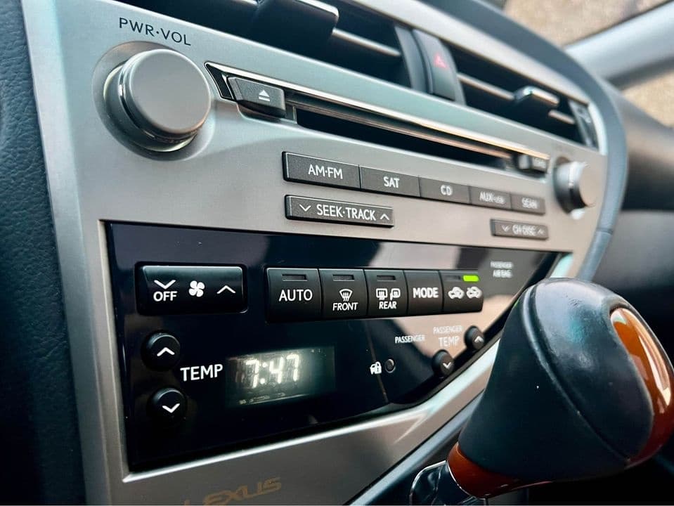 Vehicle photo