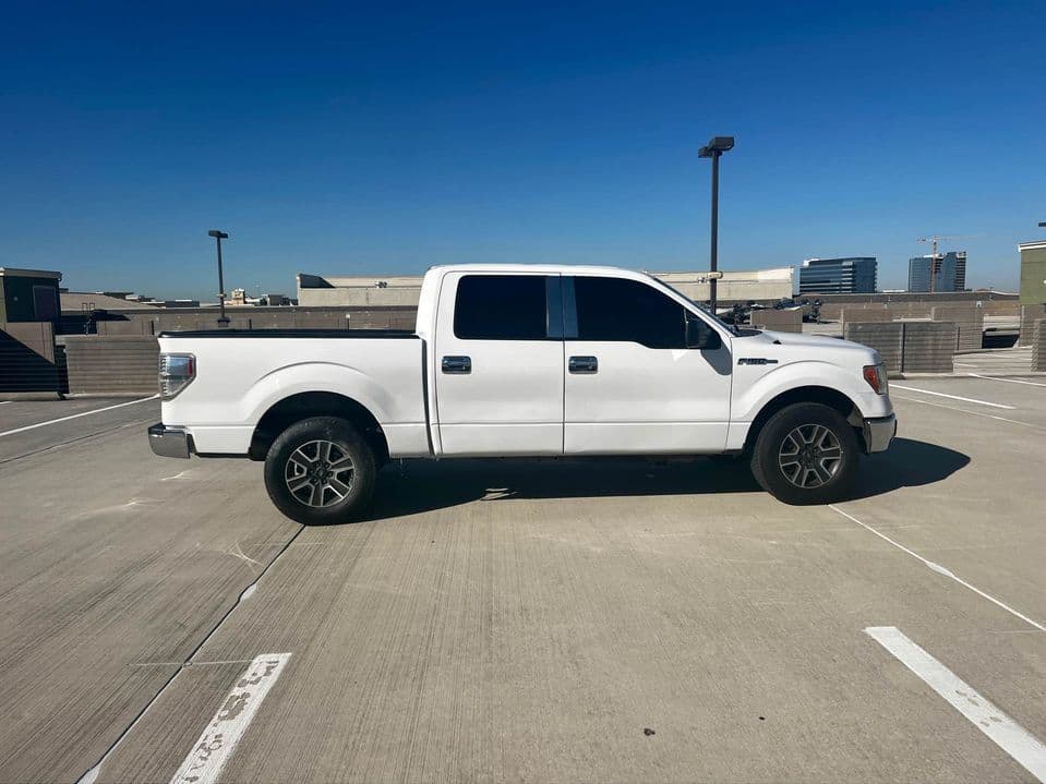 Vehicle photo