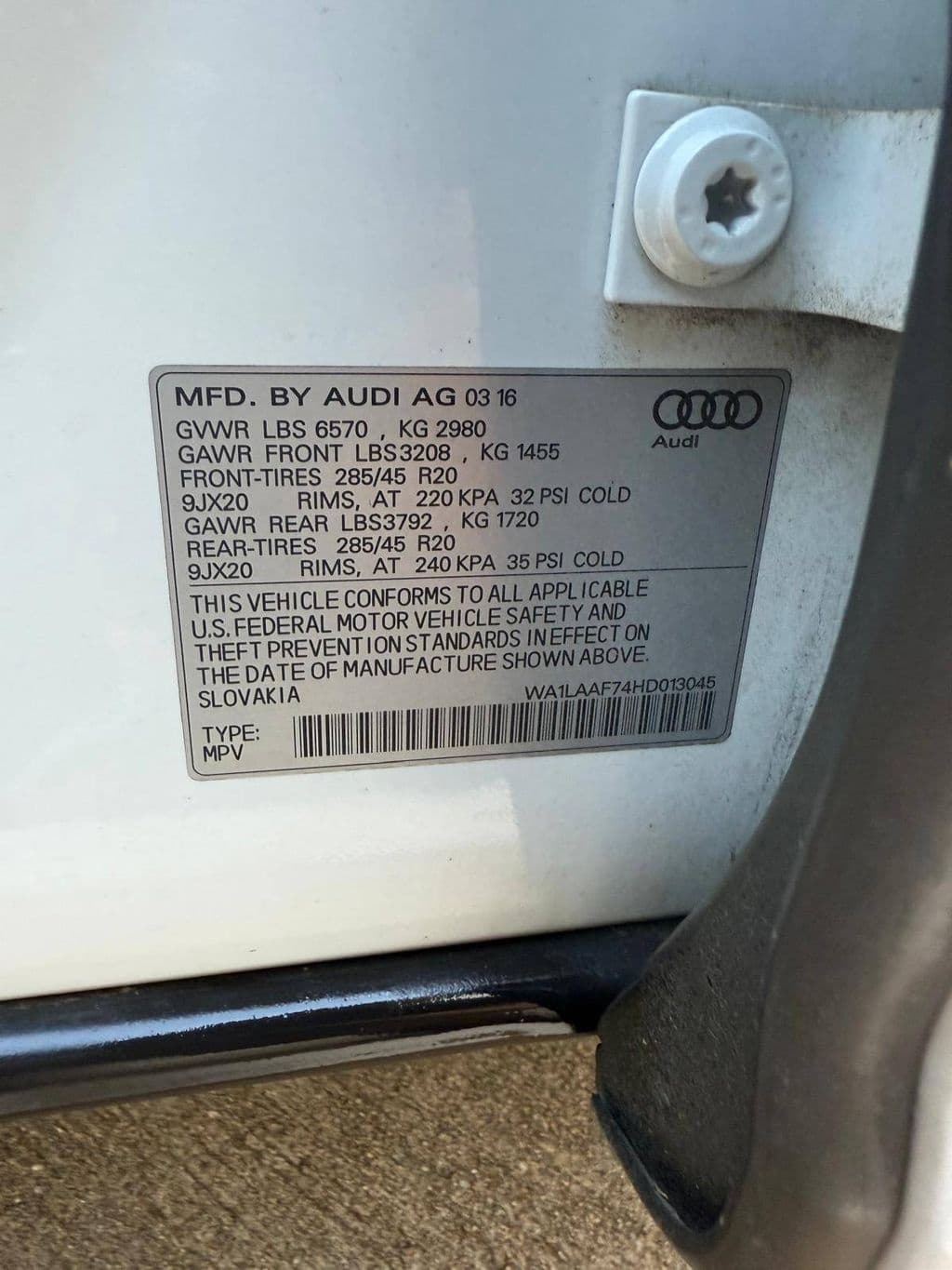 Vehicle photo