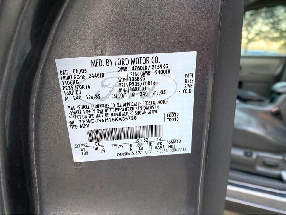 Vehicle photo