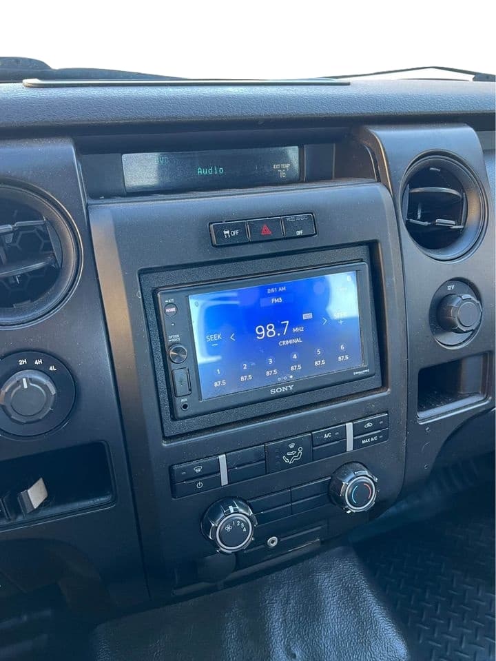 Vehicle photo