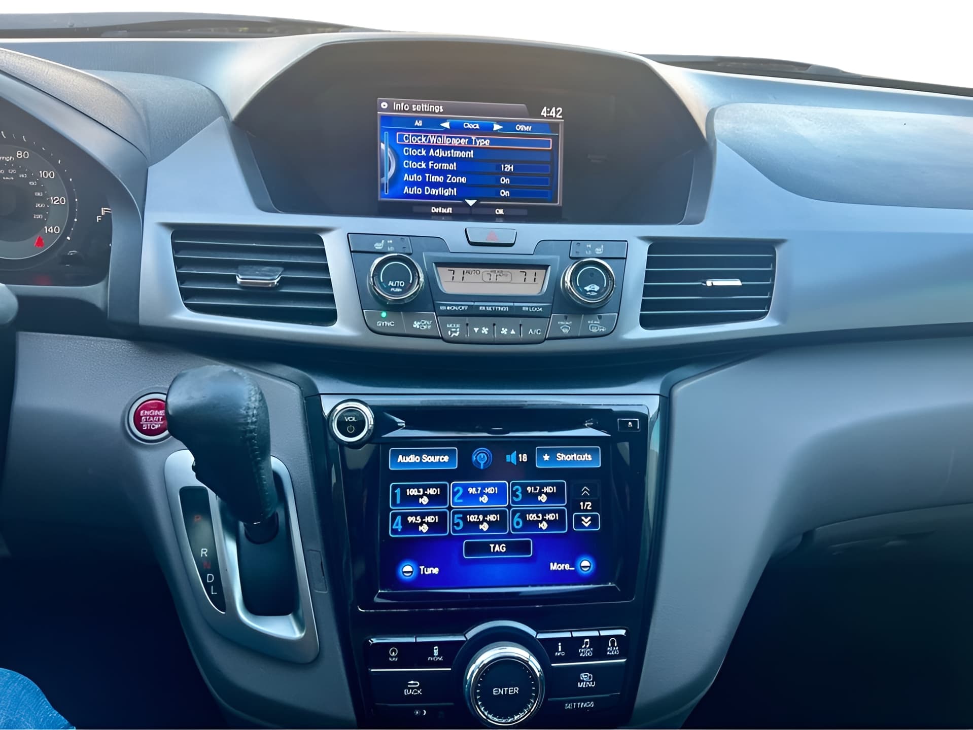 Vehicle photo