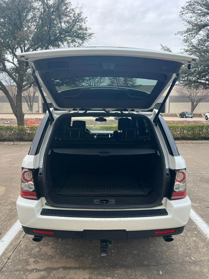 Vehicle photo