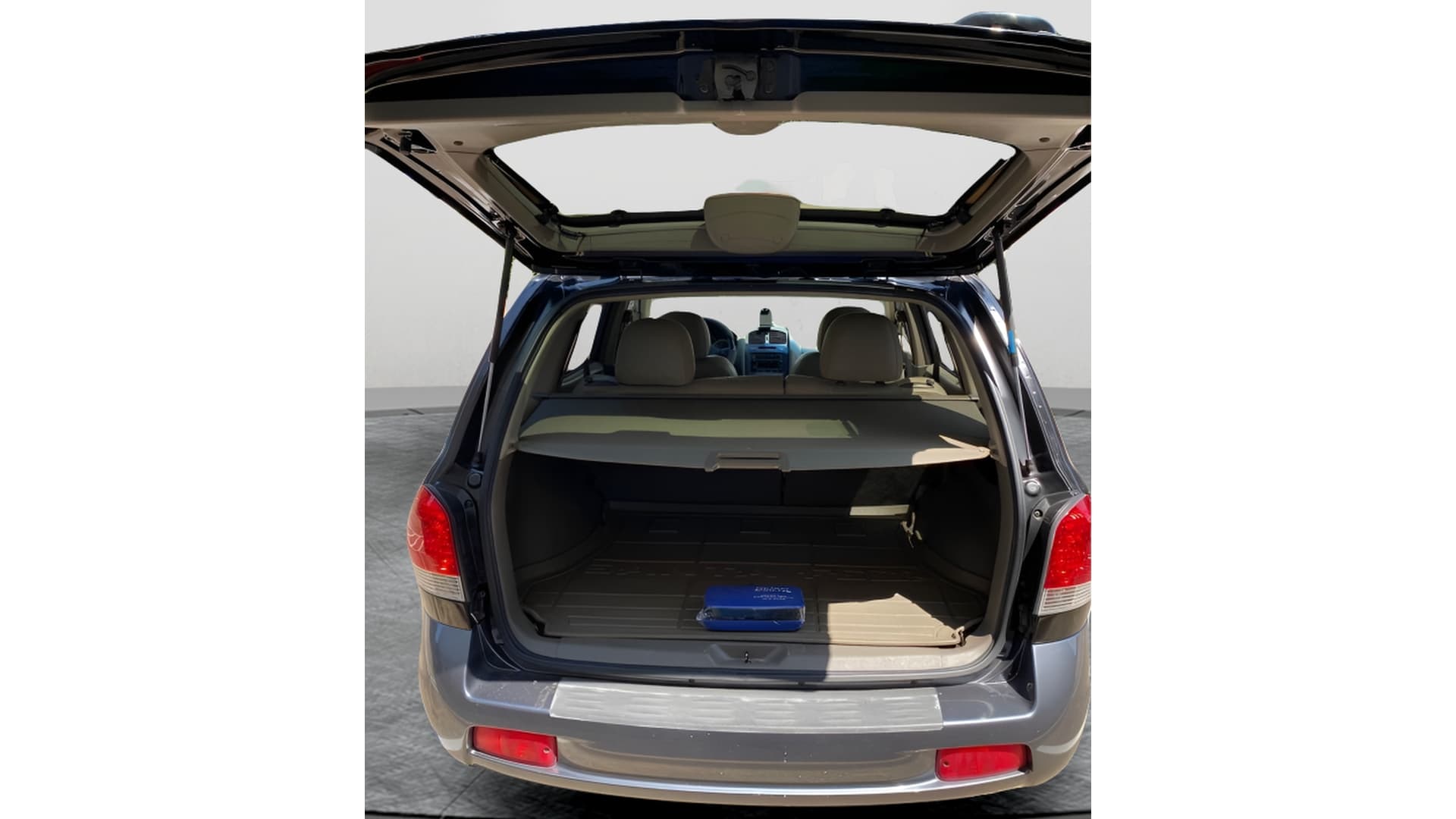 Vehicle photo