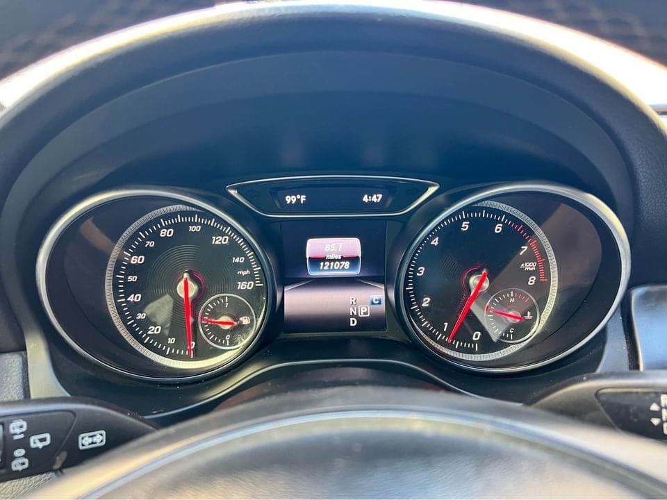 Vehicle photo