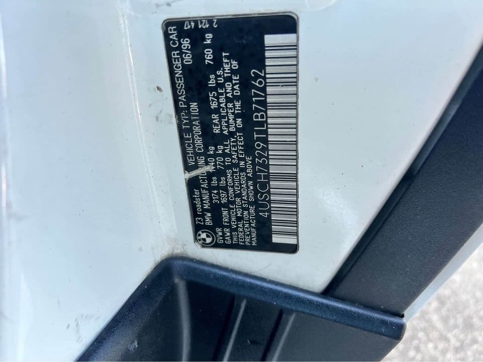Vehicle photo
