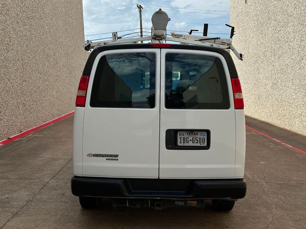 large car