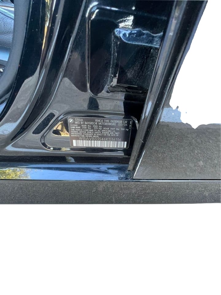 Vehicle photo