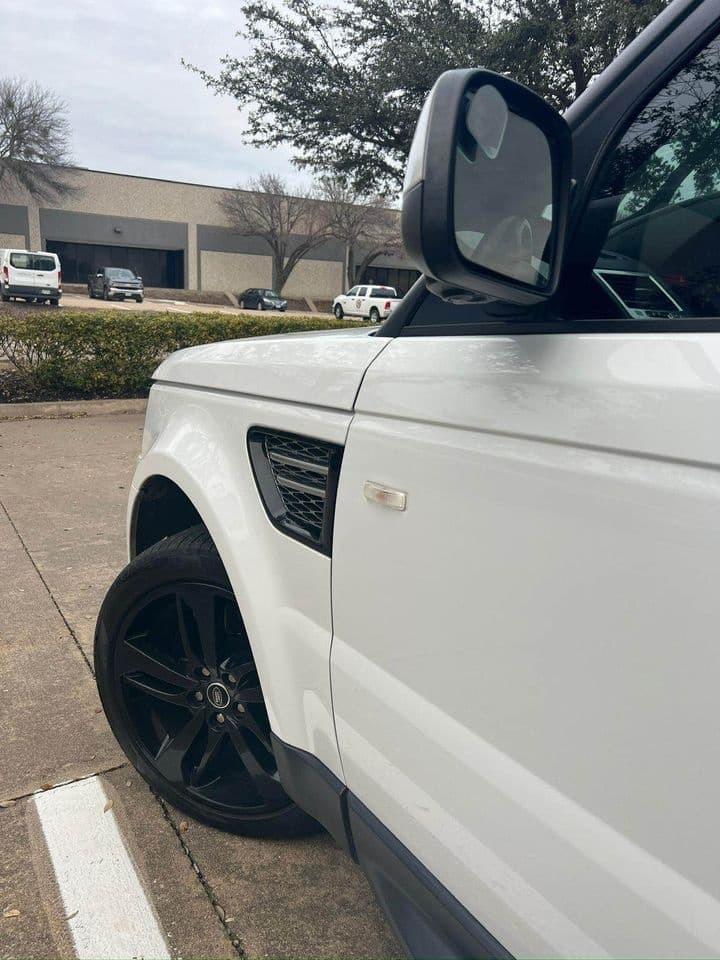 Vehicle photo