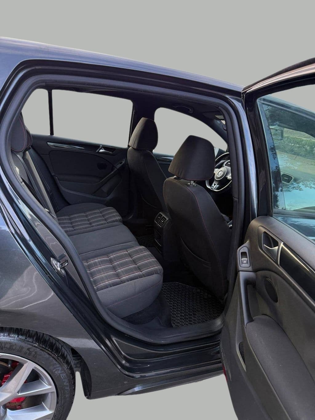 large car