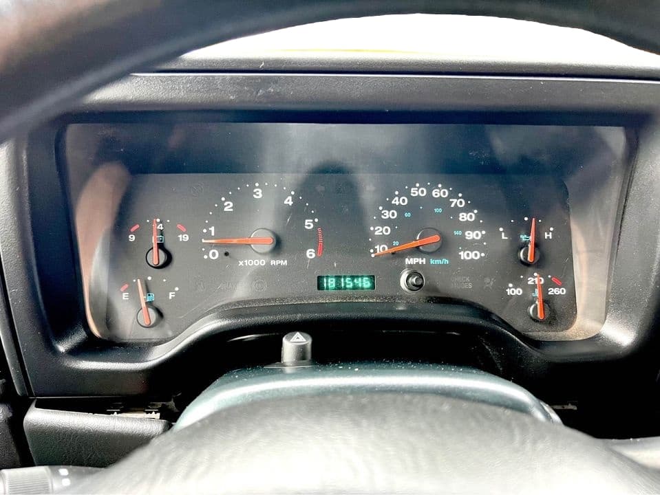 Vehicle photo