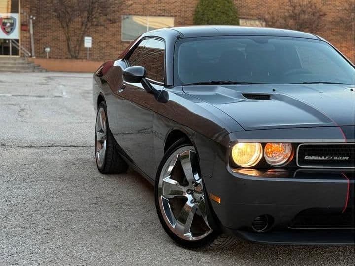 Vehicle photo