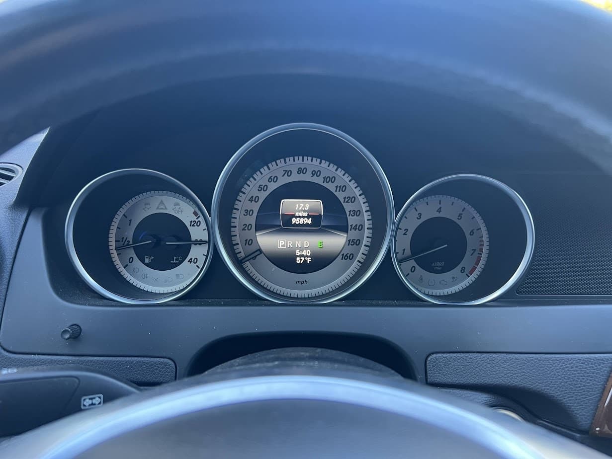 Vehicle photo